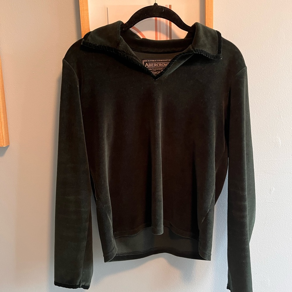 VINTAGE VELVET V NECK SWEATER ABERCOMBIE & FINCH